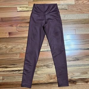 Aerie • shiny burgundy leggings • like new • size small